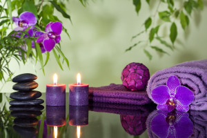 Candles and flowers are very important for a good feeling during a massage
